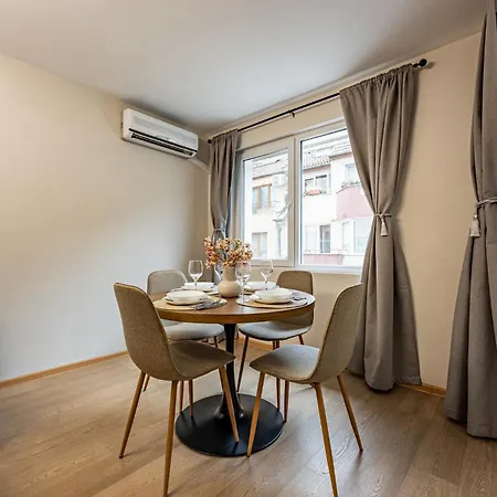 Appartamento Next To Sea Garden Suitable For 4 Persons