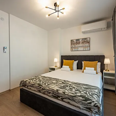 شقة Next To Sea Garden Suitable For 4 Persons فارنا