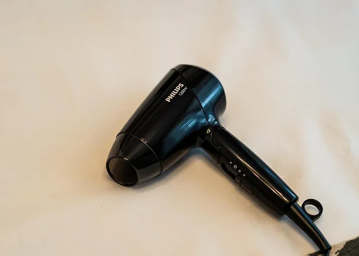 Apartment Next To Sea Garden Suitable For 4 Persons *